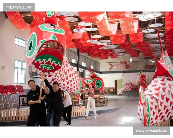 奥体中心驻训国家队热力参与非遗文化嘉年华活动展现火热状态 奥体中心驻训国家队热力参与非遗文化嘉年华活动展现火热状态