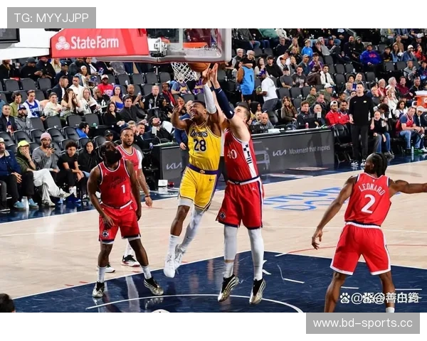 八村塁确认缺席湖人背靠背对阵公牛比赛 昨日出场28分钟贡献14分 八村塁确认缺席湖人背靠背对阵公牛比赛 昨日出场28分钟贡献14分